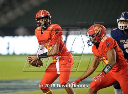Thumbnail 1 in 2016 Semper Fidelis All-American Bowl photogallery.