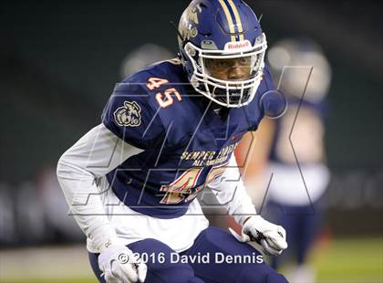 Thumbnail 2 in 2016 Semper Fidelis All-American Bowl photogallery.