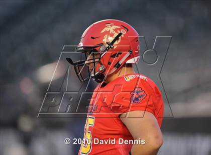 Thumbnail 1 in 2016 Semper Fidelis All-American Bowl photogallery.