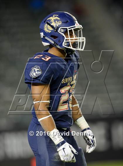 Thumbnail 2 in 2016 Semper Fidelis All-American Bowl photogallery.