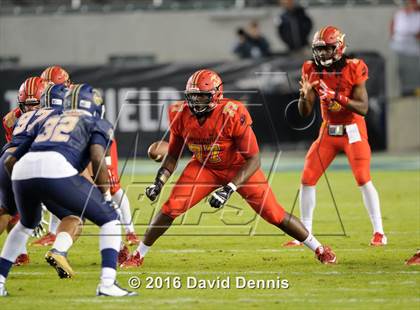 Thumbnail 3 in 2016 Semper Fidelis All-American Bowl photogallery.