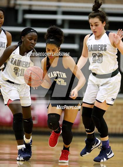 Thumbnail 1 in Martin [James] vs Wylie East photogallery.