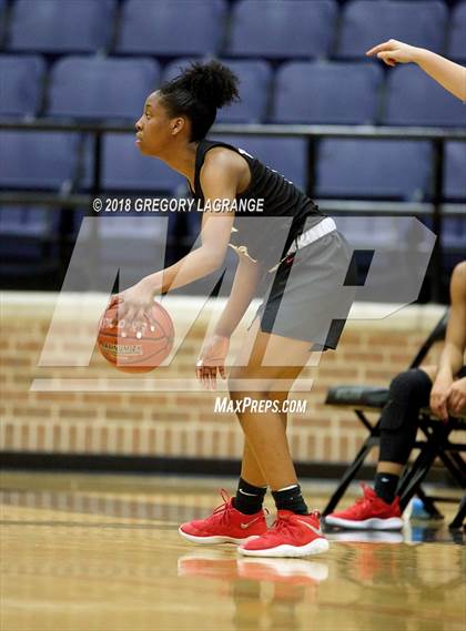 Thumbnail 2 in Martin [James] vs Wylie East photogallery.