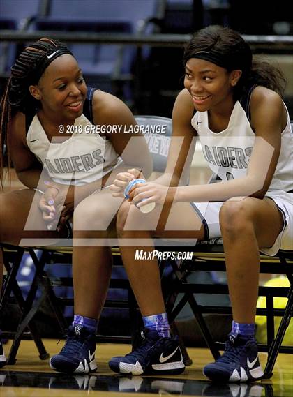 Thumbnail 2 in Martin [James] vs Wylie East photogallery.