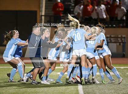 Thumbnail 2 in Regis Jesuit @ Valor Christian (CHSAA 5A 2ND Round) photogallery.