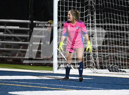 Thumbnail 3 in Regis Jesuit @ Valor Christian (CHSAA 5A 2ND Round) photogallery.