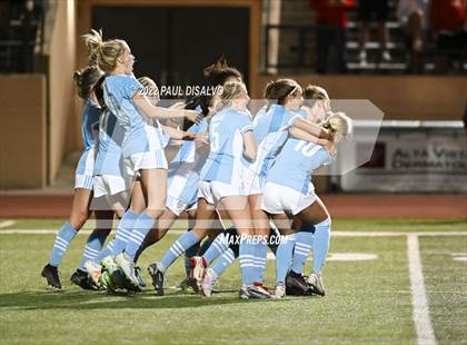 Thumbnail 2 in Regis Jesuit @ Valor Christian (CHSAA 5A 2ND Round) photogallery.