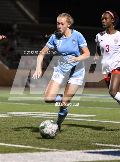 Thumbnail 3 in Regis Jesuit @ Valor Christian (CHSAA 5A 2ND Round) photogallery.