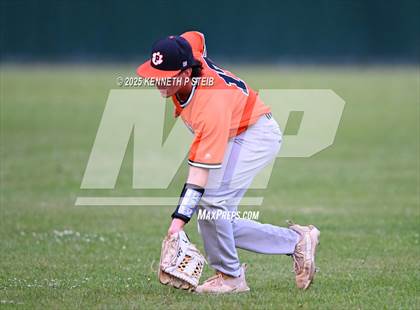 Thumbnail 1 in Berwick vs. Pine Prairie (LHSAA Division III Non-Select Regional) photogallery.