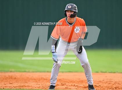 Thumbnail 3 in Berwick vs. Pine Prairie (LHSAA Division III Non-Select Regional) photogallery.