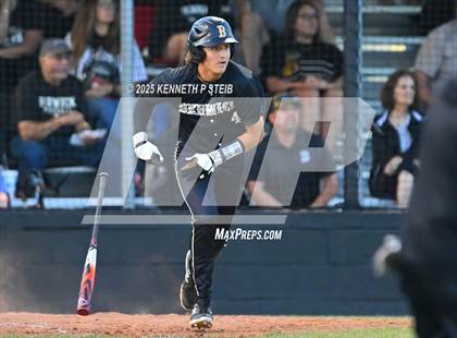 Thumbnail 3 in Berwick vs. Pine Prairie (LHSAA Division III Non-Select Regional) photogallery.