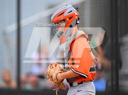 Thumbnail 1 in Berwick vs. Pine Prairie (LHSAA Division III Non-Select Regional) photogallery.