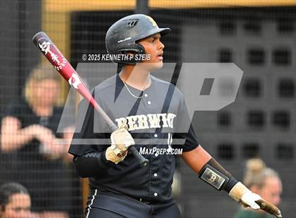 Thumbnail 1 in Berwick vs. Pine Prairie (LHSAA Division III Non-Select Regional) photogallery.