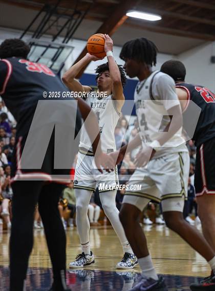 Thumbnail 1 in Harvard-Westlake @ Notre Dame (SO) photogallery.
