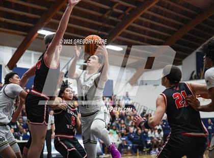 Thumbnail 1 in Harvard-Westlake @ Notre Dame (SO) photogallery.