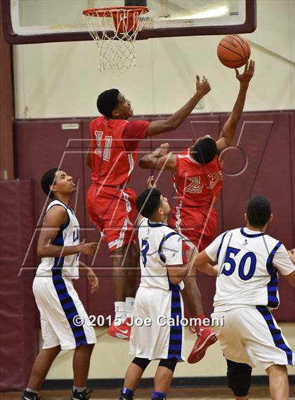 Thumbnail 2 in Lanier [Sidney] vs Lee [Robert E.] (SACS Invitational) photogallery.