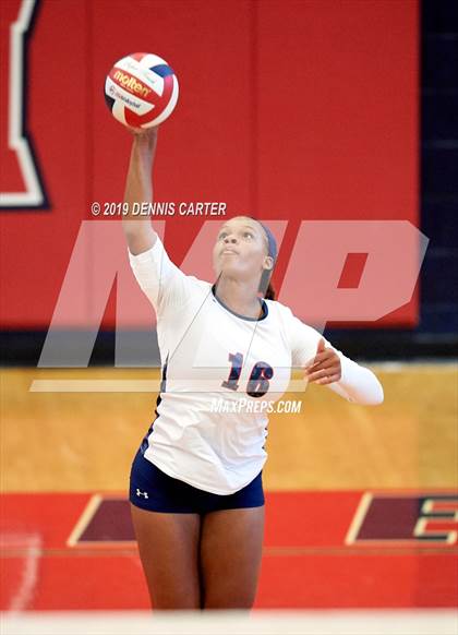 Thumbnail 3 in Westminster vs. Milton (Tri Match) photogallery.