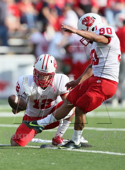 Thumbnail 1 in Katy vs. Cypress Ranch (UIL 5A Division 2 Quarterfinal Playoff) photogallery.
