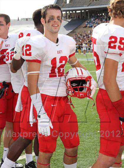 Thumbnail 1 in Katy vs. Cypress Ranch (UIL 5A Division 2 Quarterfinal Playoff) photogallery.