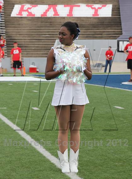Thumbnail 2 in Katy vs. Cypress Ranch (UIL 5A Division 2 Quarterfinal Playoff) photogallery.