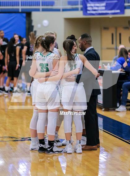 Thumbnail 3 in Sunrise Christian Academy vs. Bishop McGuinness photogallery.