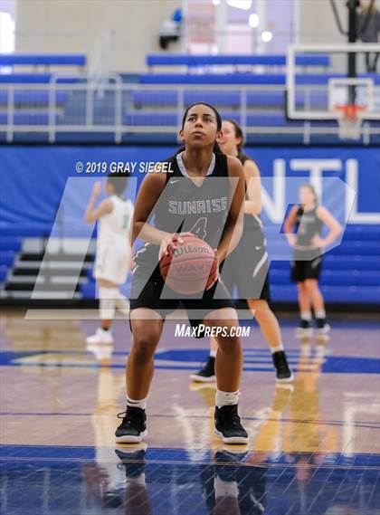 Thumbnail 2 in Sunrise Christian Academy vs. Bishop McGuinness photogallery.