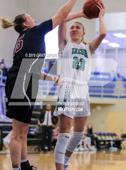 Thumbnail 2 in Sunrise Christian Academy vs. Bishop McGuinness photogallery.