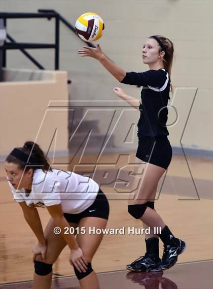 Thumbnail 3 in Cleburne vs Richland (EMS-ISD Tournament) photogallery.