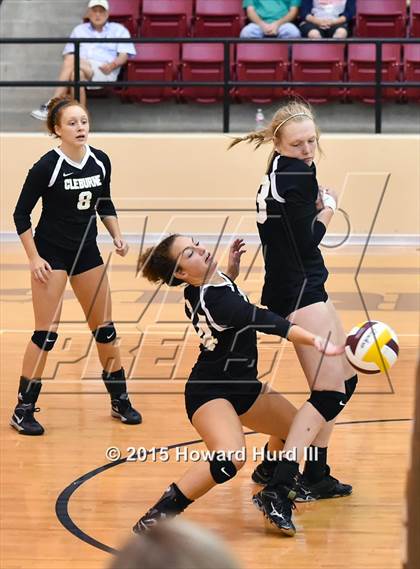Thumbnail 3 in Cleburne vs Richland (EMS-ISD Tournament) photogallery.