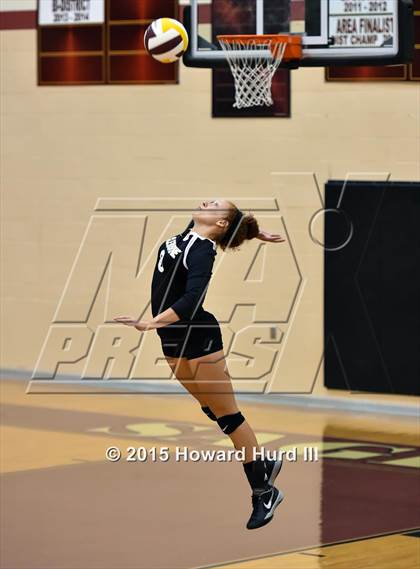 Thumbnail 1 in Cleburne vs Richland (EMS-ISD Tournament) photogallery.