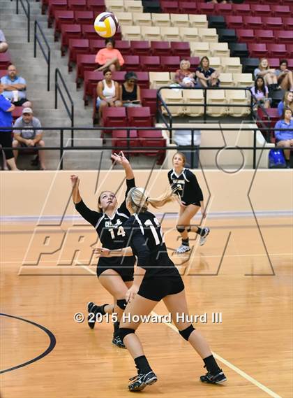 Thumbnail 2 in Cleburne vs Richland (EMS-ISD Tournament) photogallery.