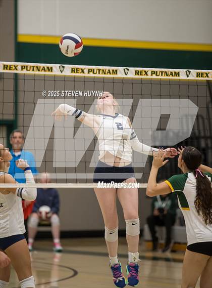 Thumbnail 1 in Wilsonville @ Putnam photogallery.