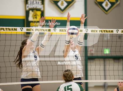 Thumbnail 3 in Wilsonville @ Putnam photogallery.