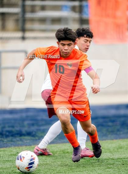 Thumbnail 3 in Merced vs. Laguna Creek photogallery.