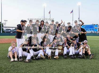 Thumbnail 1 in Pleasant Grove vs. Rusk (UIL 4A Final) photogallery.