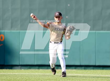 Thumbnail 2 in Pleasant Grove vs. Rusk (UIL 4A Final) photogallery.
