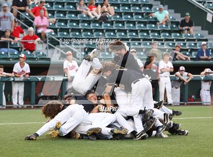 Thumbnail 3 in Pleasant Grove vs. Rusk (UIL 4A Final) photogallery.