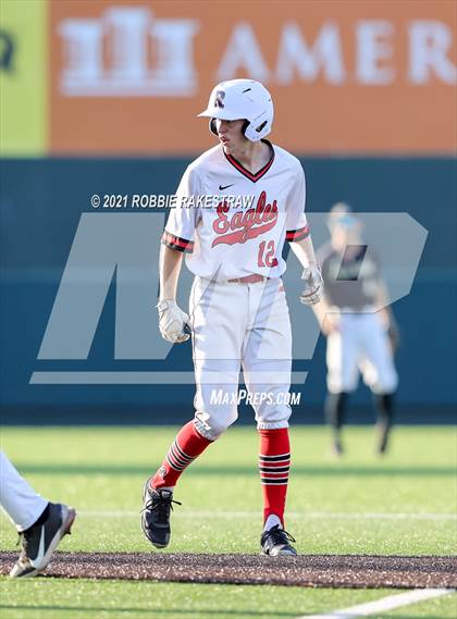 Thumbnail 1 in Pleasant Grove vs. Rusk (UIL 4A Final) photogallery.