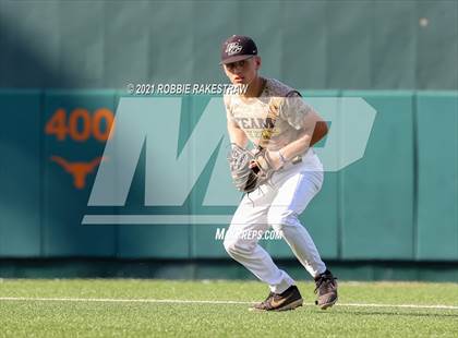 Thumbnail 1 in Pleasant Grove vs. Rusk (UIL 4A Final) photogallery.