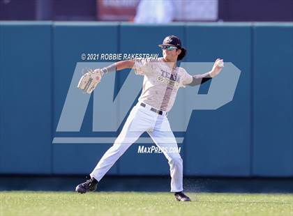 Thumbnail 1 in Pleasant Grove vs. Rusk (UIL 4A Final) photogallery.