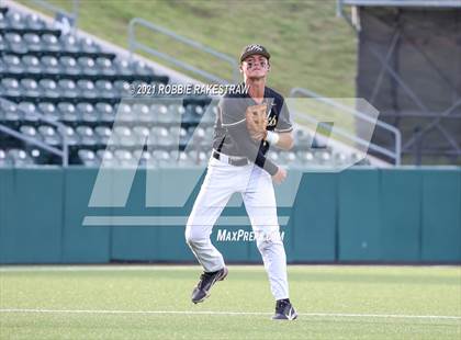 Thumbnail 3 in Pleasant Grove vs. Rusk (UIL 4A Final) photogallery.