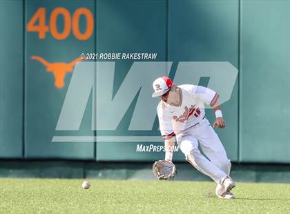 Thumbnail 1 in Pleasant Grove vs. Rusk (UIL 4A Final) photogallery.