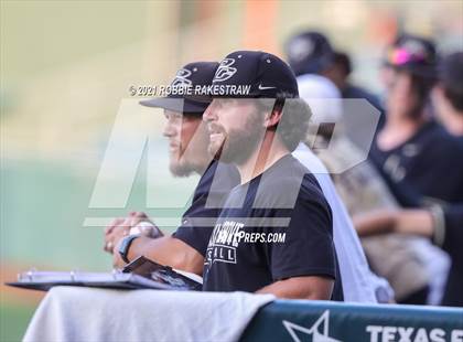 Thumbnail 1 in Pleasant Grove vs. Rusk (UIL 4A Final) photogallery.