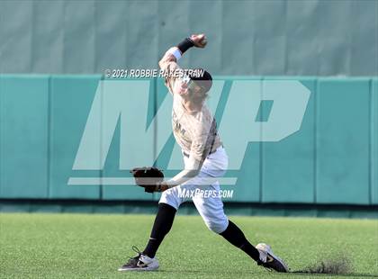 Thumbnail 3 in Pleasant Grove vs. Rusk (UIL 4A Final) photogallery.