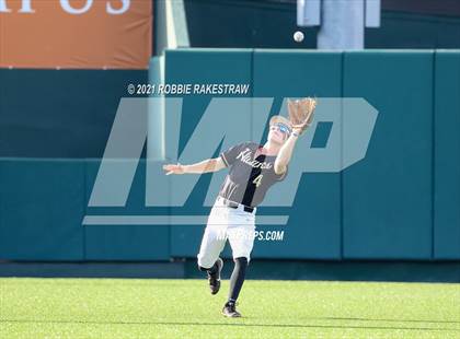 Thumbnail 1 in Pleasant Grove vs. Rusk (UIL 4A Final) photogallery.