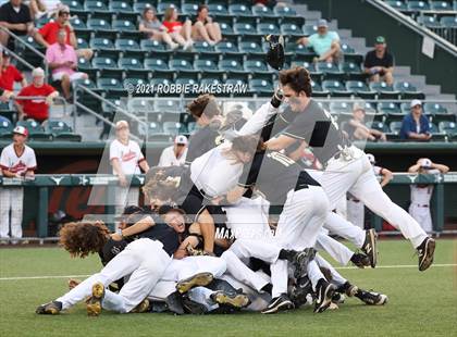 Thumbnail 3 in Pleasant Grove vs. Rusk (UIL 4A Final) photogallery.