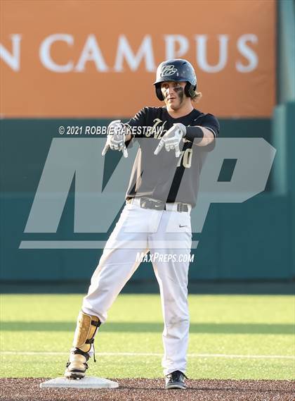 Thumbnail 2 in Pleasant Grove vs. Rusk (UIL 4A Final) photogallery.