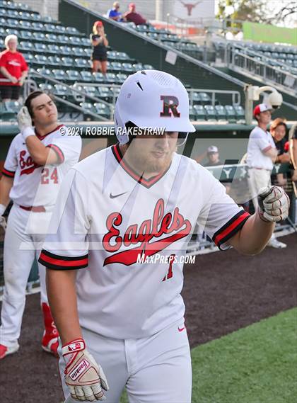 Thumbnail 3 in Pleasant Grove vs. Rusk (UIL 4A Final) photogallery.