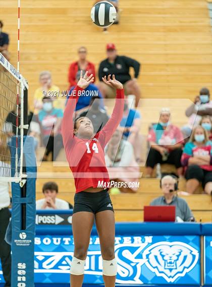 Thumbnail 2 in Lawrence North @ Hamilton Southeastern photogallery.