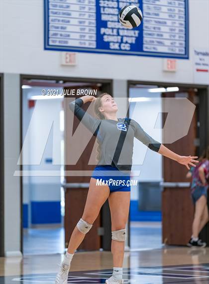Thumbnail 3 in Lawrence North @ Hamilton Southeastern photogallery.